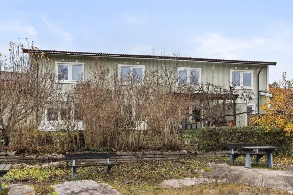Röksanering efter brand i vind. Alingsås Noltorp Västergötland